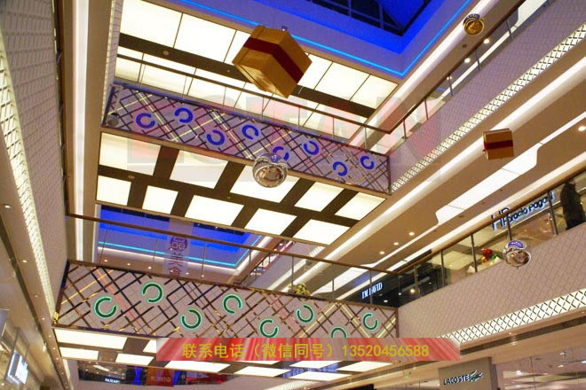 萬(wàn)達(dá)廣場(chǎng)