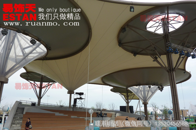 演出廣場(chǎng)